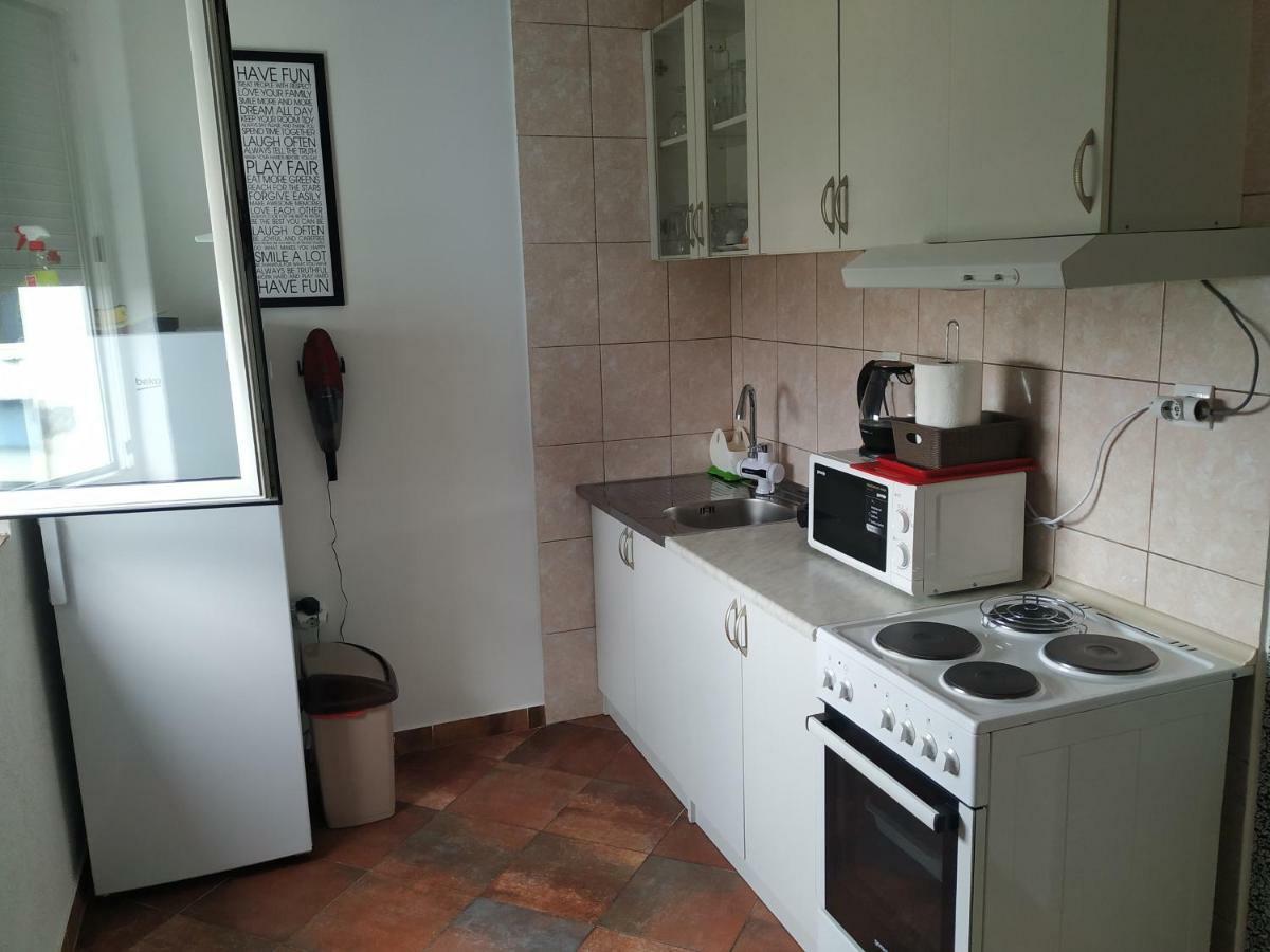 Apartment Dora Podgorica Exterior photo